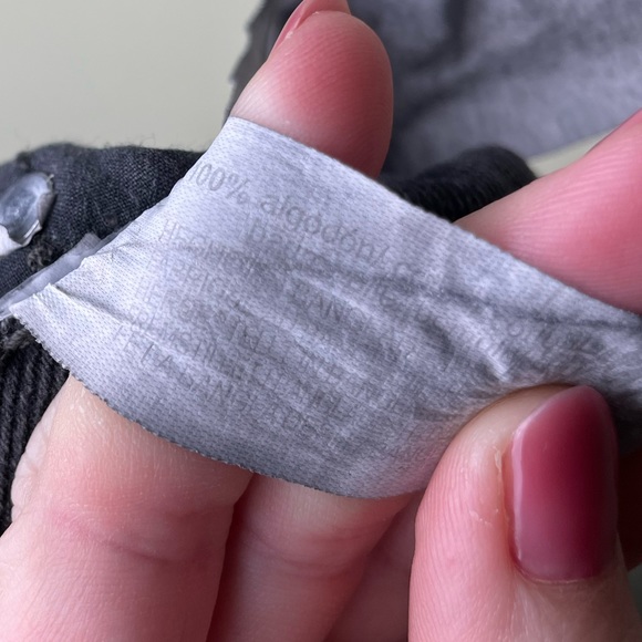 3 for $30 🦋 Like New Black Denim Skirt ZARA Small - 100% cotton - Hi Waisted - Picture 14 of 14